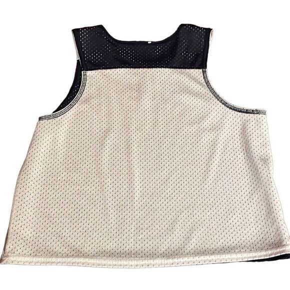 EUC Under Armour Reversible White/Navy Blue Wide Arm Mesh Tank/Pinny - Youth XS - Picture 4 of 7